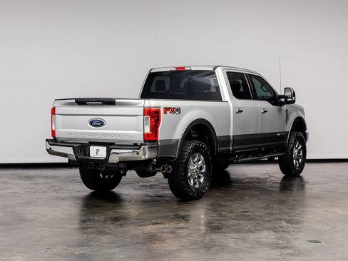Used 2018 Ford F250 Lariat w/ Chrome Package AWD/4WD image 20