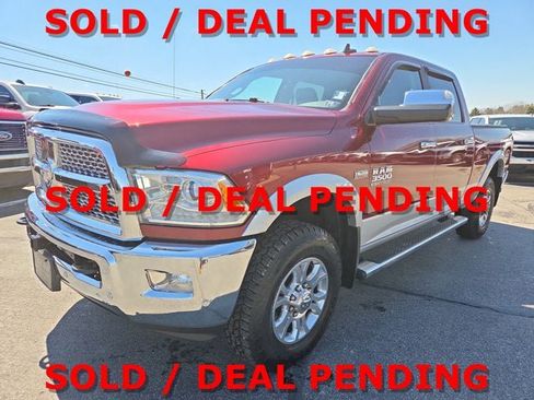 Used 2018 RAM 3500 Laramie AWD/4WD image 2