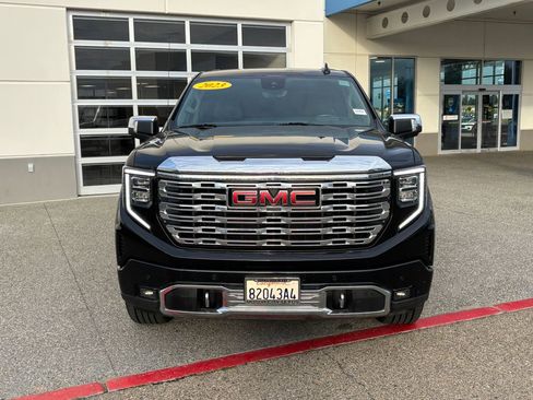 Used 2023 GMC Sierra 1500 Denali w/ Technology Package image 2