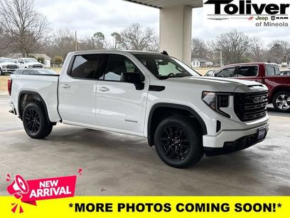 Used 2024 GMC Sierra 1500 Elevation