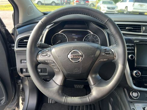 Used 2021 Nissan Murano SL w/ SL Moonroof Package image 12