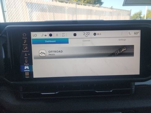 New 2025 Jeep Gladiator Sport image 6