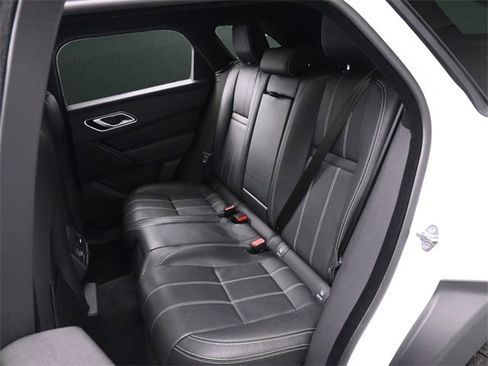 Used 2022 Land Rover Range Rover Velar R-Dynamic S image 15