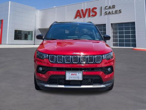Used 2025 Jeep Compass Limited AWD/4WD image 2