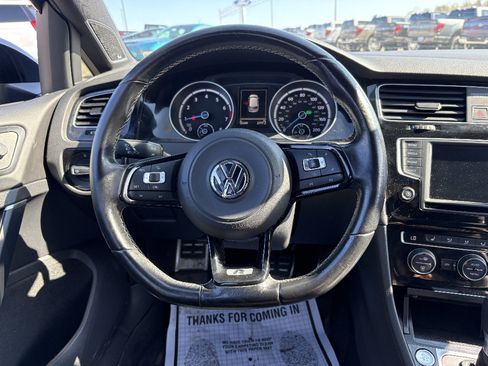 Used 2016 Volkswagen Golf 4-Door AWD/4WD image 23