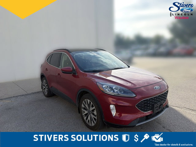 Used 2020 Ford Escape Titanium w/ Titanium Premium Package 2.0 AWD/4WD image 3