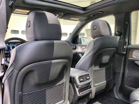 New 2025 Mercedes-Benz GLS 450 4MATIC image 19