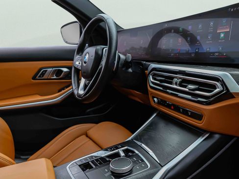 Used 2023 BMW 330i xDrive Sedan w/ Premium Package AWD/4WD image 25