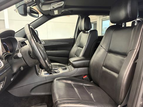 Used 2021 Jeep Grand Cherokee Limited w/ Luxury Group II AWD/4WD image 12