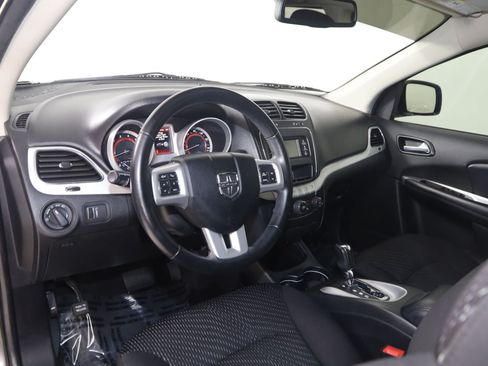 Used 2018 Dodge Journey SE w/ Popular Equipment Group FWD image 23