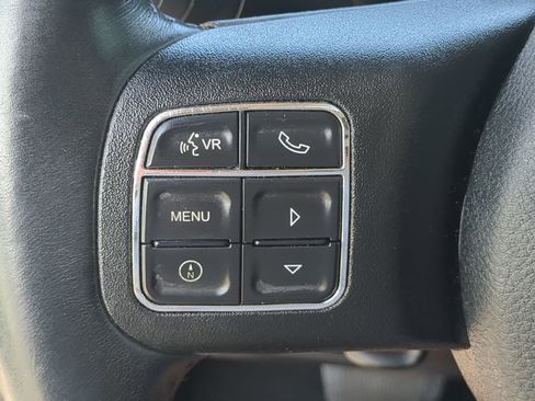 Used 2017 Jeep Wrangler Sahara w/ Connectivity Group image 20