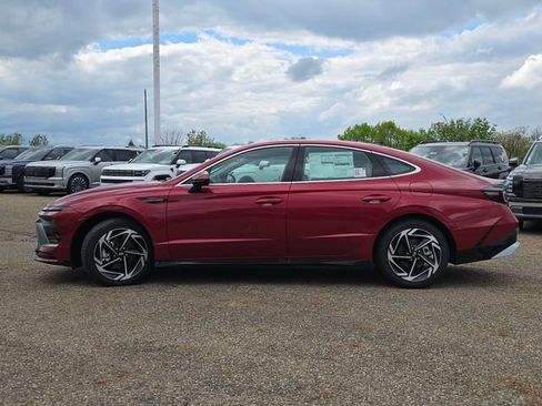 New 2026 Hyundai Sonata SEL FWD image 12