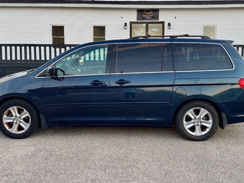 Used 2010 Honda Odyssey Touring image 4