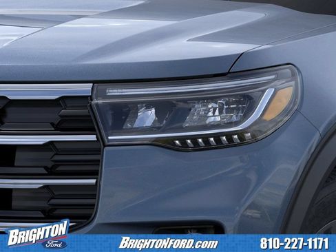 Used 2026 Ford Explorer Active w/ Active Comfort Package AWD/4WD image 32
