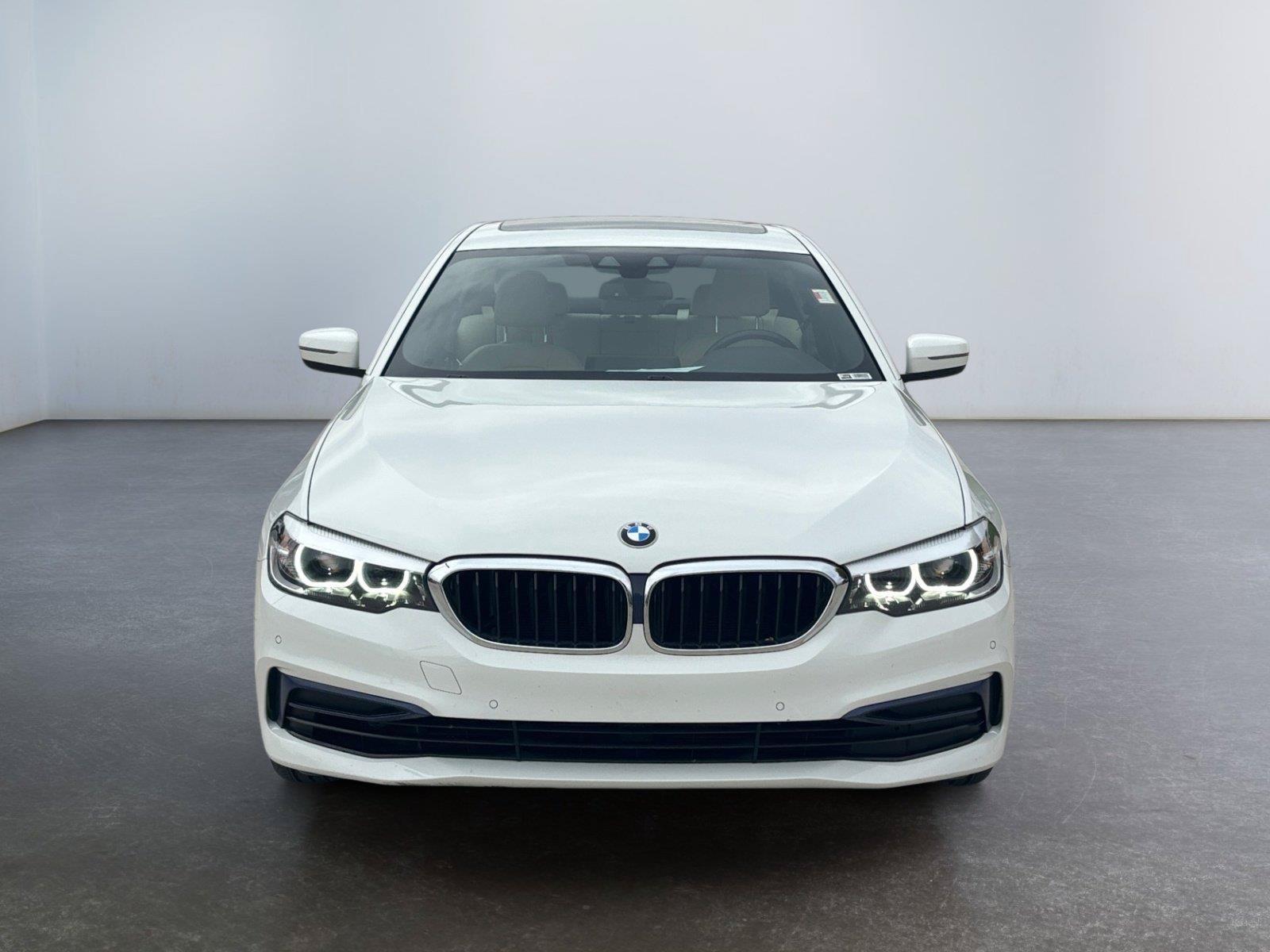 Used 2020 BMW 530i xDrive w/ Convenience Package AWD/4WD image 8