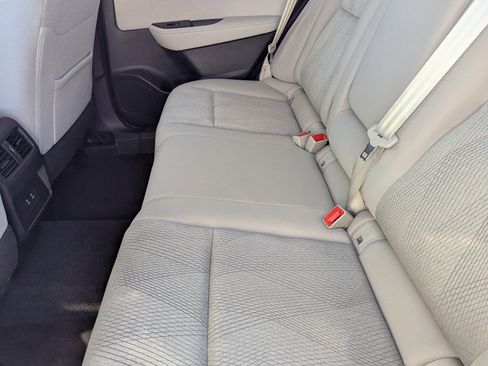 Certified 2024 Nissan Rogue SV image 17