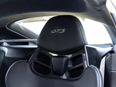 Used 2025 Porsche 718 Cayman GTS RWD image 25