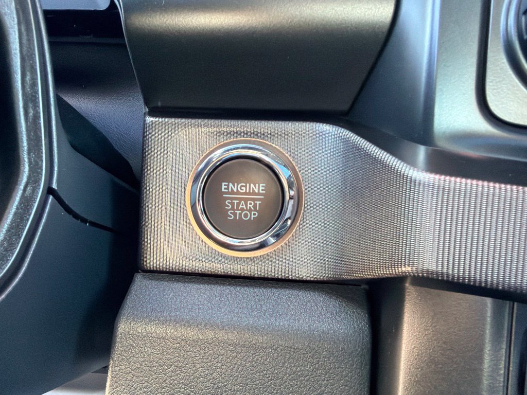 Used 2024 Ford F350 Platinum AWD/4WD image 30