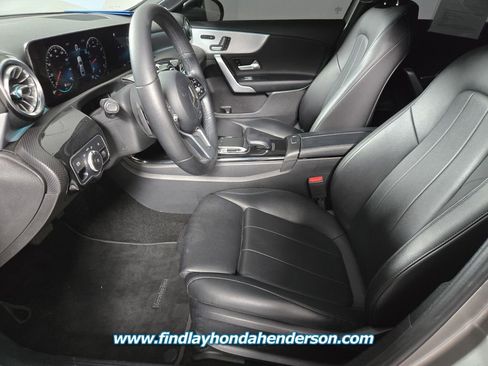 Used 2019 Mercedes-Benz A 220 w/ Premium Package image 10