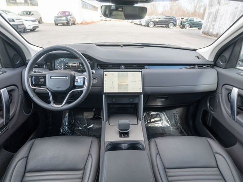 Certified 2024 Land Rover Discovery Sport S image 18