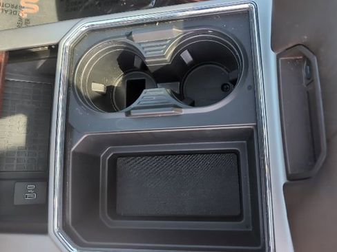 Used 2022 Ford F250 King Ranch w/ King Ranch Ultimate Package image 16