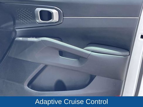 Used 2025 Kia Sorento EX w/ Panoramic Sunroof Package FWD image 17