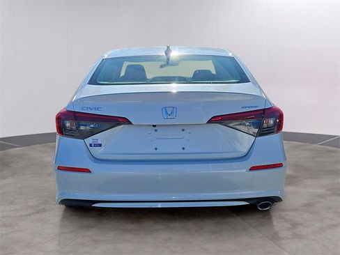Certified 2024 Honda Civic Sport image 5