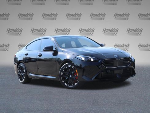 Used 2026 BMW M235i xDrive w/ Technology Package AWD/4WD image 2