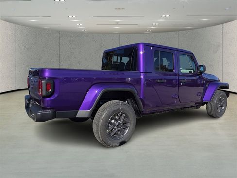 New 2026 Jeep Gladiator Sport image 4