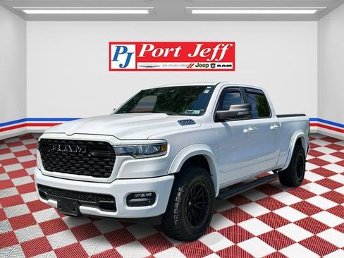Used 2025 RAM 1500 Big Horn AWD/4WD image 1