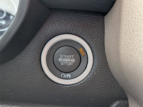 Used 2022 RAM 1500 Laramie image 24