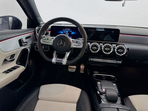 Used 2021 Mercedes-Benz A 35 AMG 4MATIC image 24