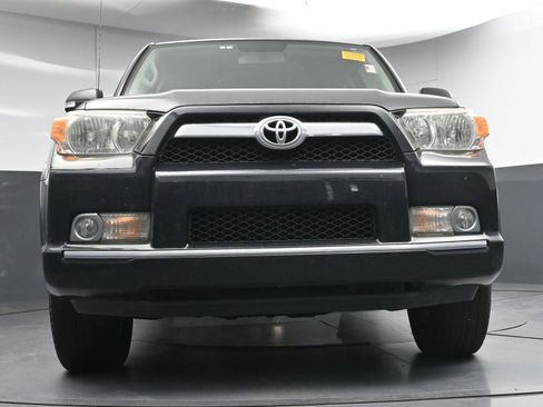 Used 2013 Toyota 4Runner SR5 image 19