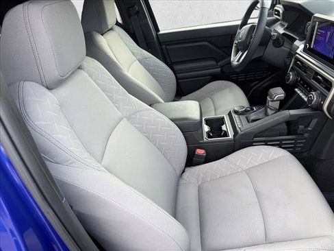 Certified 2025 Toyota Tacoma SR5 image 30