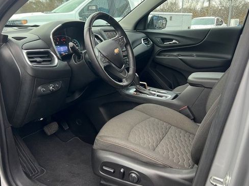 Used 2020 Chevrolet Equinox LT image 11