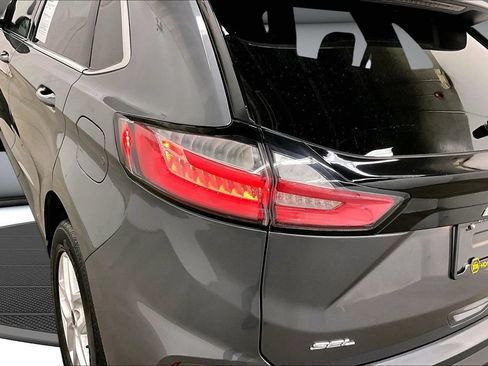 Used 2022 Ford Edge SEL w/ Convenience Package AWD/4WD image 23