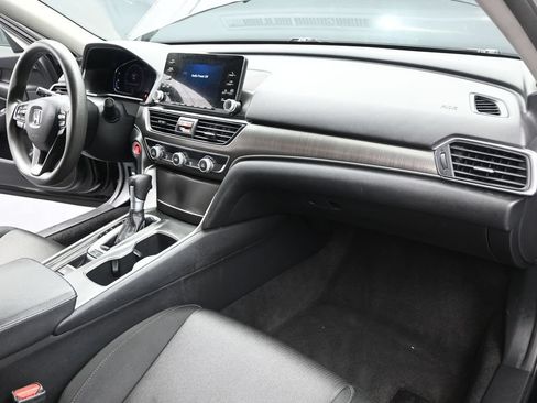 Used 2020 Honda Accord LX image 26