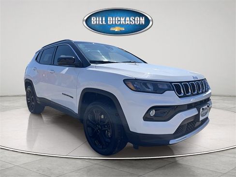 Used 2024 Jeep Compass Limited image 1