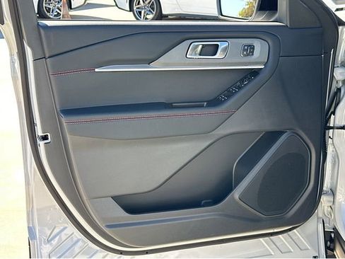 New 2026 Ford Explorer ST image 36