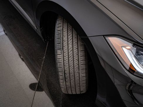 Used 2025 Volkswagen Jetta Sport image 46