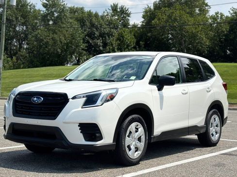 Used 2024 Subaru Forester AWD/4WD image 1