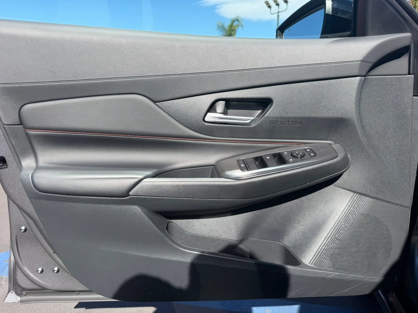 Used 2026 Nissan Sentra SR w/ Floor Mat Package FWD image 15