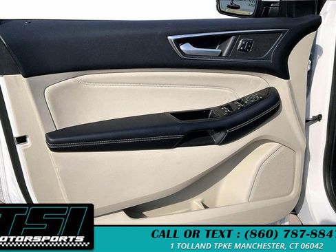 Used 2018 Ford Edge Titanium w/ Equipment Group 302A AWD/4WD image 20