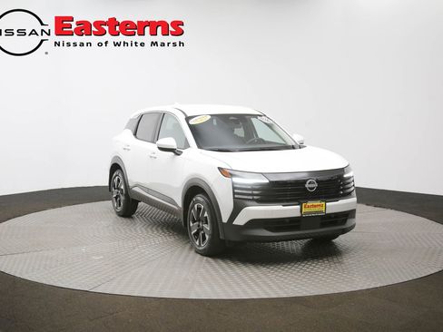 Used 2025 Nissan Kicks SV image 48