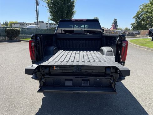 New 2025 GMC Sierra 3500 Denali Ultimate image 27