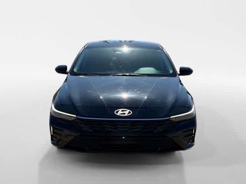 Certified 2024 Hyundai Elantra SEL FWD image 8