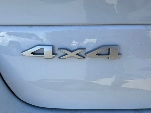 New 2025 Jeep Grand Cherokee Laredo X w/ Luxury Tech Group I image 11