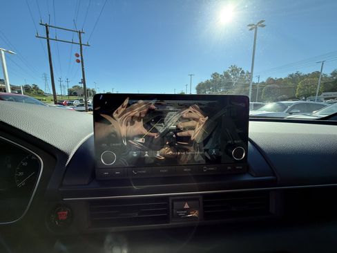 New 2025 Honda Pilot Sport image 21