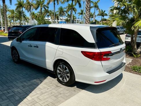 Certified 2023 Honda Odyssey EX-L image 4