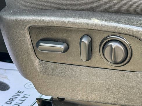 Used 2022 Chevrolet Silverado 3500 LT w/ Convenience Package image 26